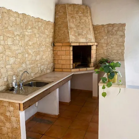 Modern In Olhao Quelfes