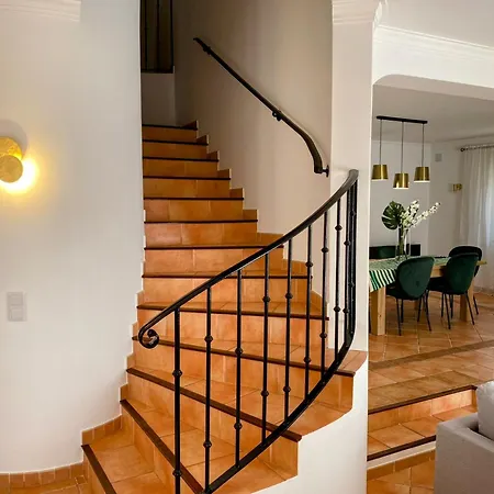 Modern In Olhao Villa Quelfes