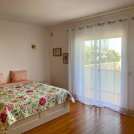빌라 Modern In Olhao Quelfes